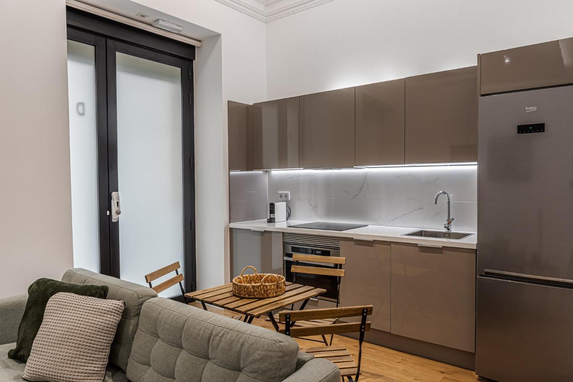 Waou Essence I Anton Martin Apartment มาดริด ภายนอก รูปภาพ