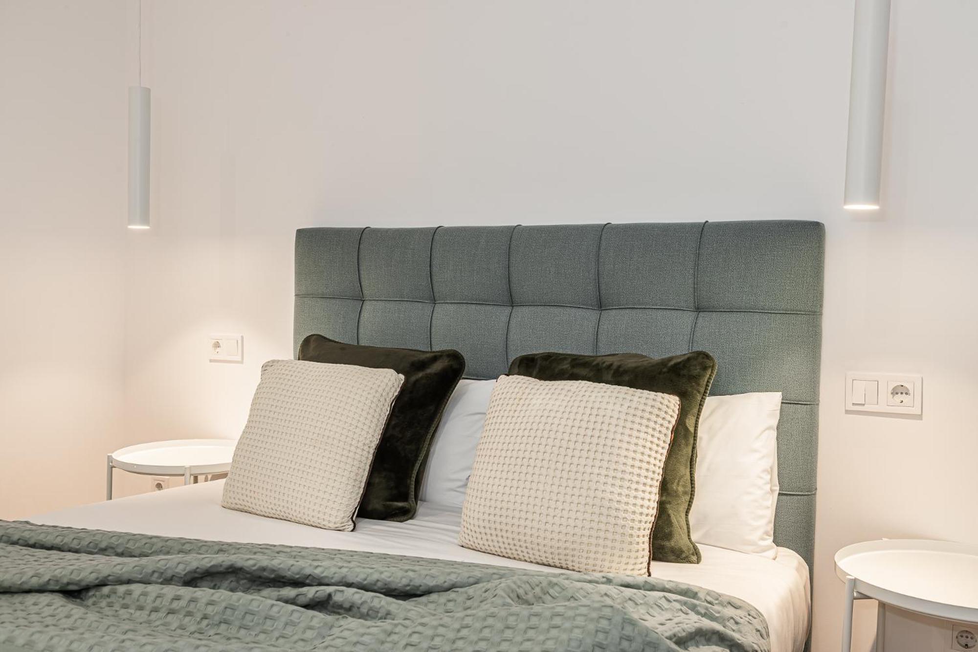 Waou Essence I Anton Martin Apartment มาดริด ภายนอก รูปภาพ
